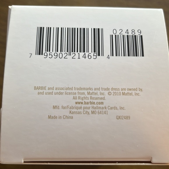 Hallmark Keepsake Barbie as Blair in Barbie Princess Charm School Ornament - Picture 3 of 5